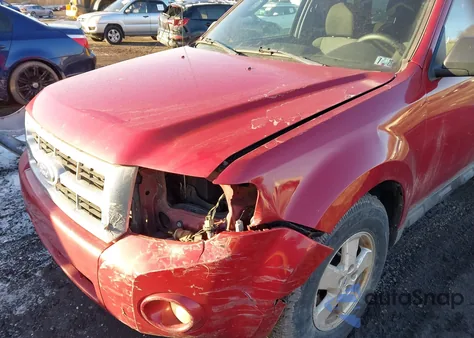 2010 Ford Escape Xlt из США, поврежденный, VIN 1FMCU9D70AKD17744